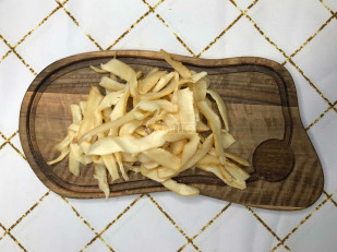 Угорь вяленый: Кальмар полукольца