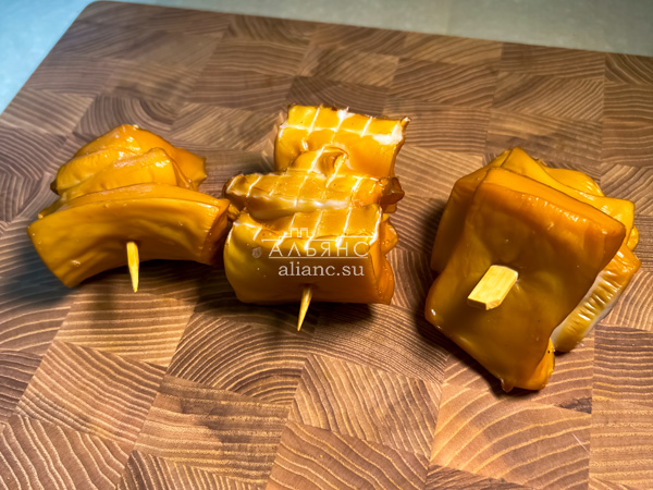 Шашлычок из кальмара х/к в Дмитрове