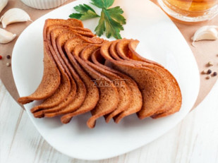 Деревенские гренки со вкусом Камчатского краба (Сурские): Ресторанные гренки с сметаной и зеленью