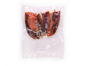 Угорь вяленый: Ребра воблы с икрой